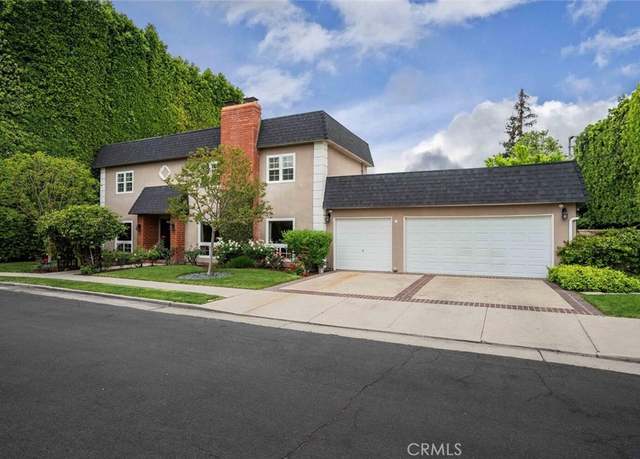 Property at 12843 Sarah St, Studio City, CA 91604, 4 beds, 3 baths