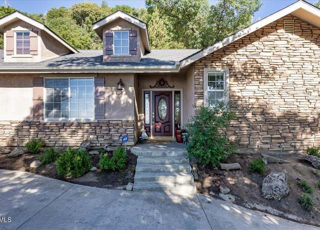 Property at 26750 El Camino Dr, Tehachapi, CA 93561, 3 beds, 2 baths