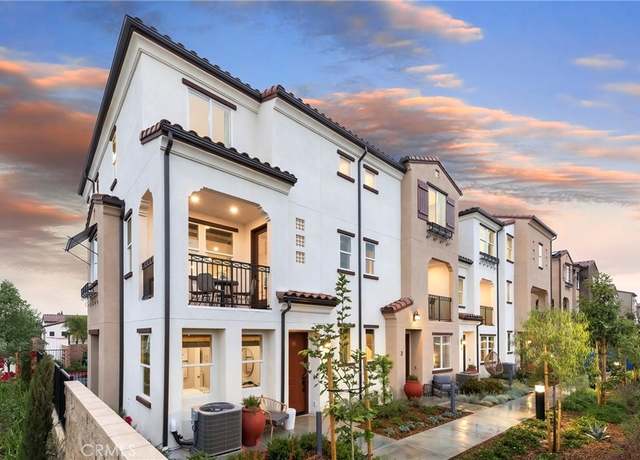 Property at 2209 W Orange #15, Anaheim, CA 92804, 3 beds, 3.5 baths