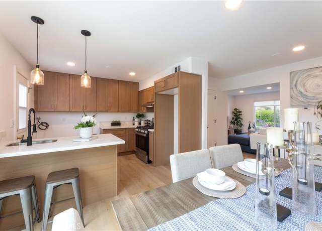 Property at 16509 Caballero Ln Unit 30B, Huntington Beach, CA 92649, 3 beds, 1.5 baths
