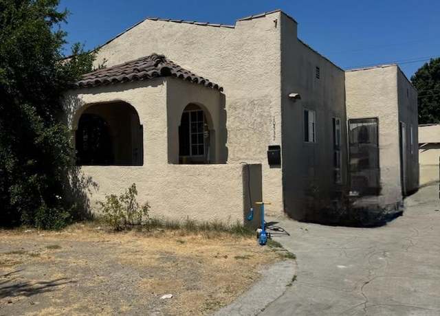 Property at 10537 California Ave, South Gate, CA 90280, 2 beds, 1 bath