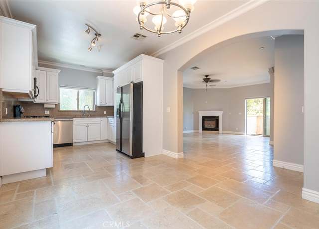 Property at 11253 Peach Grove St #106, North Hollywood, CA 91601, 4 beds, 3.5 baths