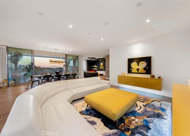Property at 2855 5th Ave #703, San Diego, CA 92103, 2 beds, 2.5 baths