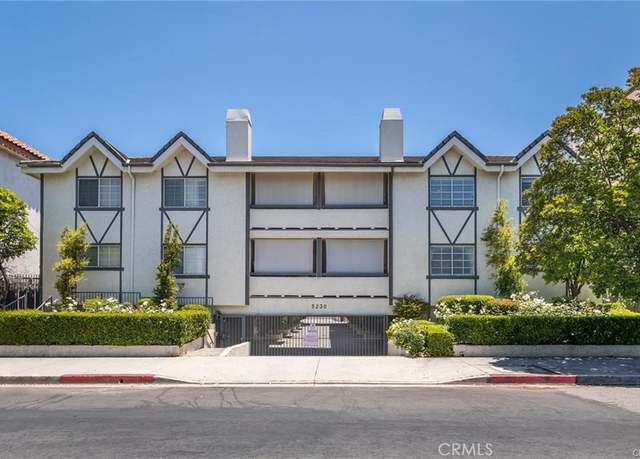 Property at 5230 Zelzah Ave #3, Encino, CA 91316, 2 beds, 3 baths