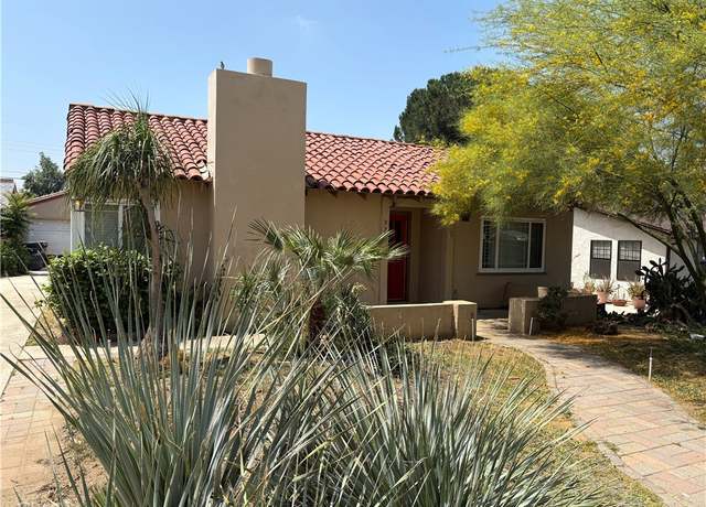 Property at 926 College Ave, Redlands, CA 92374, 2 beds, 1 bath