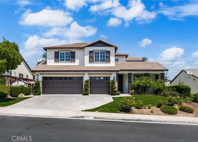 Property at 8800 Camino Limon Rd, Corona, CA 92883, 4 beds, 3 baths