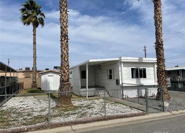 Property at 4401 Hughes Ln #116, Bakersfield, CA 93304, 2 beds, 1 bath