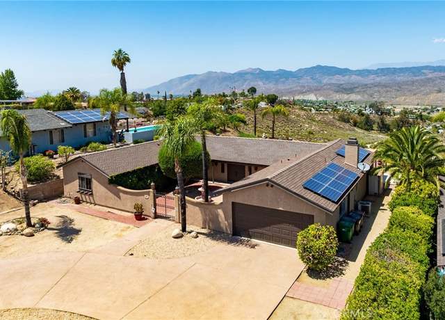 Property at 44940 Viejo Dr, Hemet, CA 92544, 3 beds, 2.5 baths