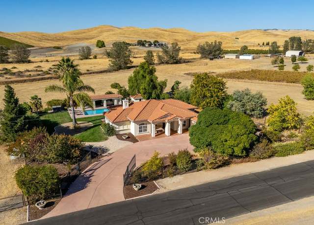 Property at 76950 Barker Rd, San Miguel, CA 93451, 3 beds, 2.5 baths