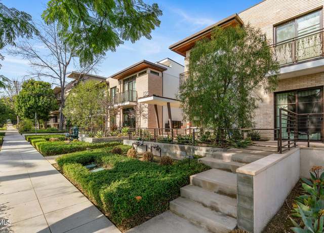Property at 125 Hurlbut St #210, Pasadena, CA 91105, 2 beds, 1 bath