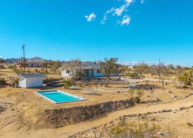 Property at 130 Delgada Ave, Yucca Valley, CA 92284, 3 beds, 2 baths