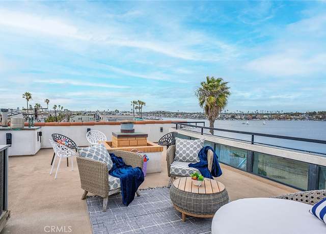 Property at 6911 E Ocean Blvd, Long Beach, CA 90803, 3 beds, 3.5 baths