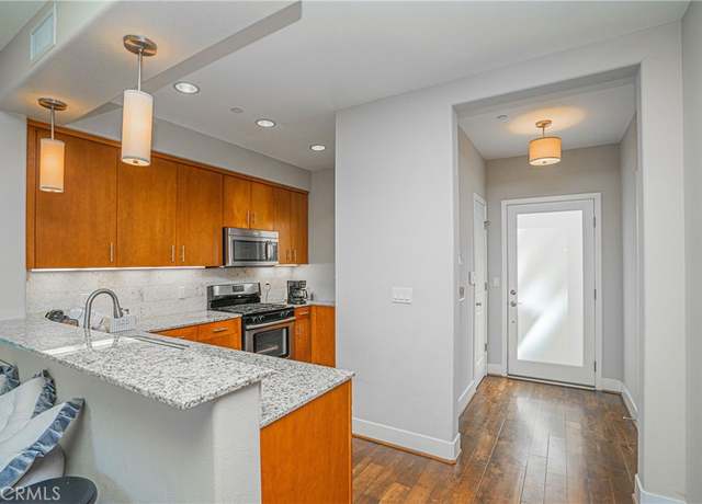Property at 3718 Newton St, Torrance, CA 90505, 2 beds, 2.5 baths