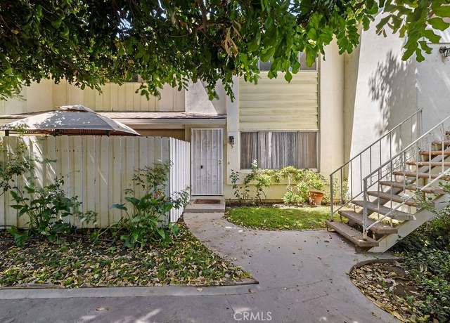 Property at 16755 Parthenia St #5, Northridge, CA 91343, 2 beds, 1.5 baths