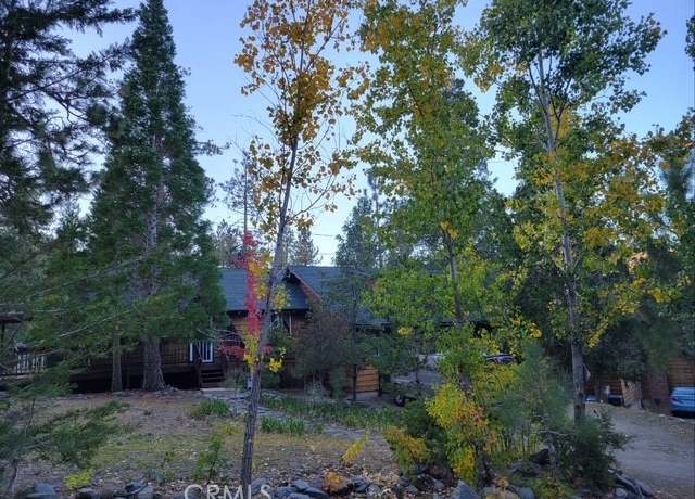 Property at 460 Lark Dr, Wrightwood, CA 92397, 3 beds, 2 baths