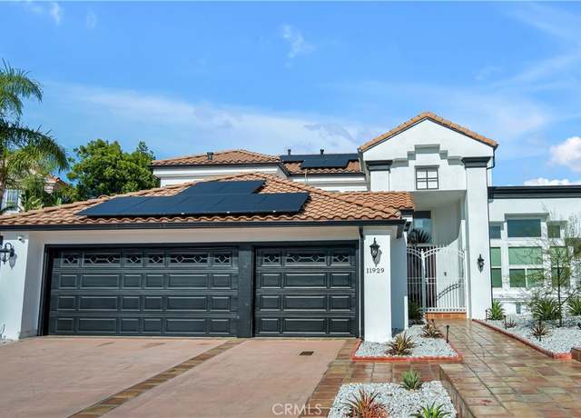 Property at 11929 Vara Pl, Granada Hills, CA 91344, 4 beds, 4.5 baths