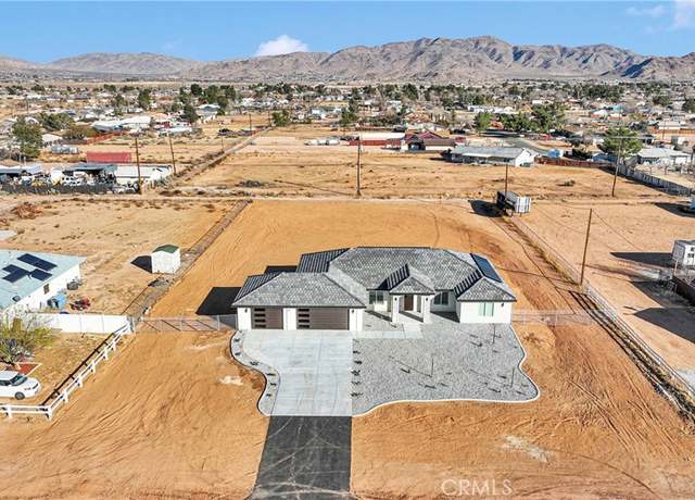 Property at 14777 Navajo Rd, Apple Valley, CA 92308, 4 beds, 3 baths