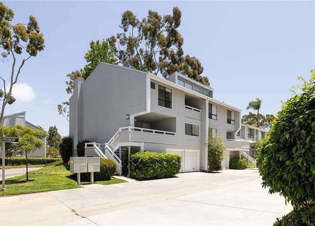 Property at 1 Robon Ct #1, Newport Beach, CA 92663, 2 beds, 2.5 baths