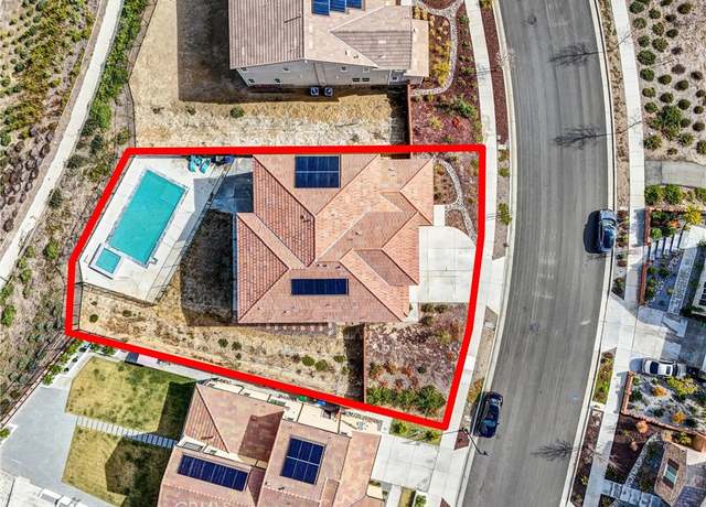 Property at 2575 Sierra Bella Dr, Corona, CA 92882, 5 beds, 4.5 baths