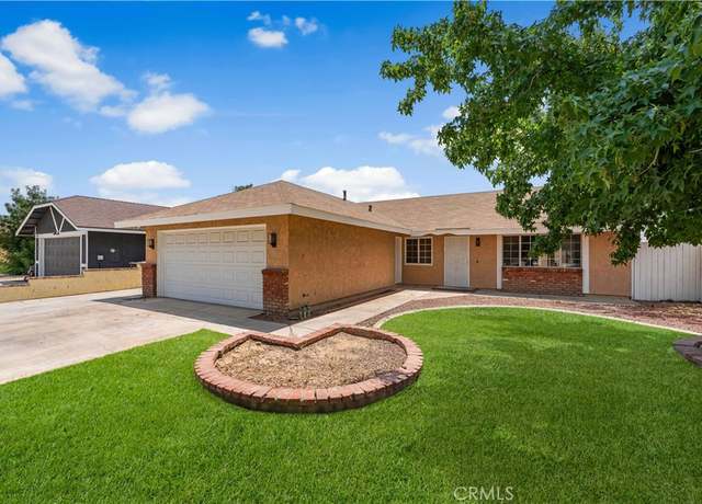 Property at 716 E Avenue J5, Lancaster, CA 93535, 3 beds, 2 baths