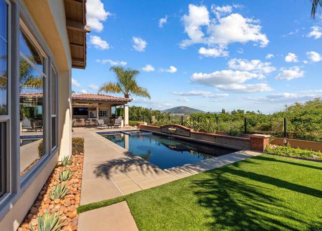 Property at 6937 CORTE LANGOSTA, Carlsbad, CA 92009, 5 beds, 5.5 baths