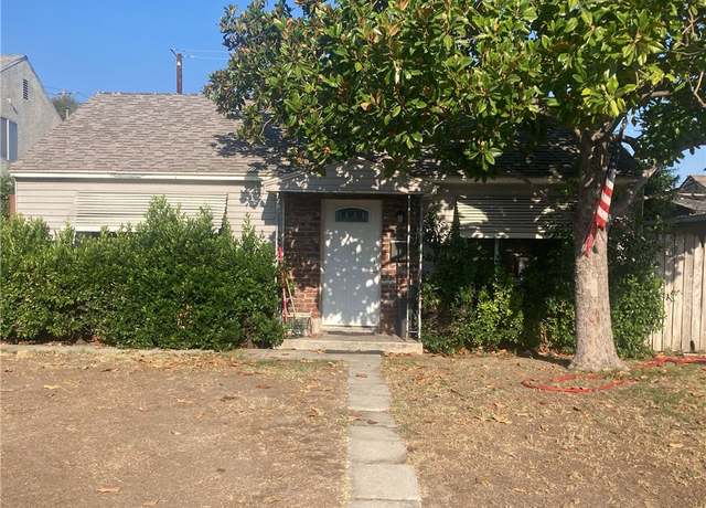 Property at 1320 N Beachwood Dr, Burbank, CA 91506, 3 beds, 3 baths
