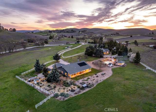 Property at 2991 Poco Rd, Templeton, CA 93465, 7 beds, 4 baths