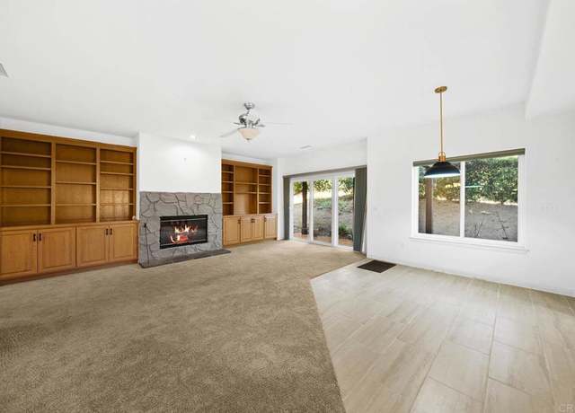 Property at 1861 Fox Bridge Ct, Fallbrook, CA 92028, 2 beds, 2.5 baths