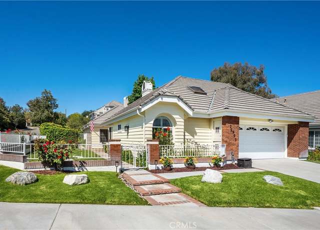 Property at 25901 Bellis Dr, Valencia, CA 91355, 4 beds, 2.5 baths