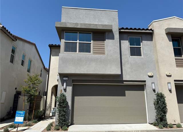 Property at 15929 Blue Copper Way, Fontana, CA 92336, 3 beds, 2.5 baths