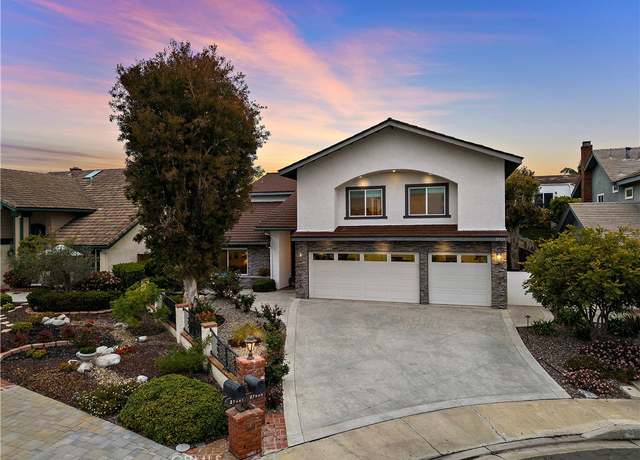 Property at 27525 Via Valor, Dana Point, CA 92624, 5 beds, 4 baths