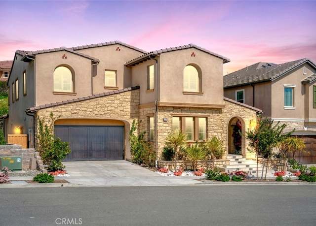 Property at 5437 Heritage Oak Dr, Lake Forest, CA 92679, 4 beds, 3.5 baths