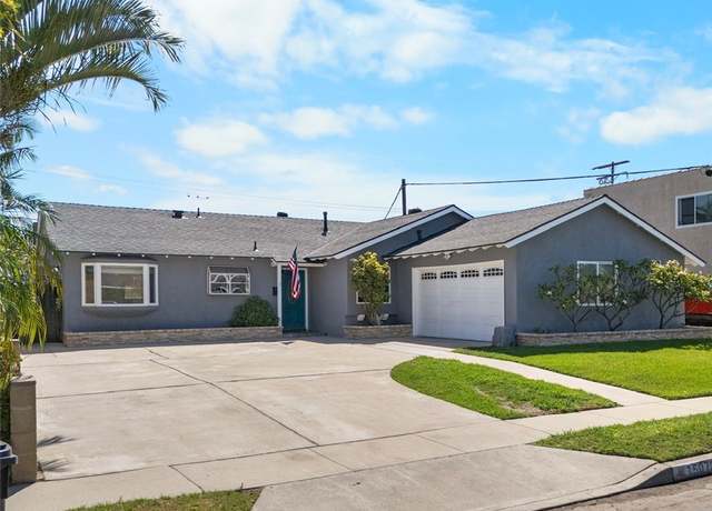 Property at 15072 Sussex Cir, Huntington Beach, CA 92647, 3 beds, 2.5 baths