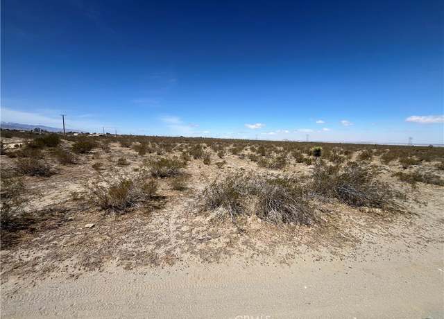 Property at 0 Buttonwood St, Phelan, CA 92371