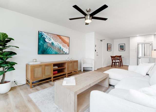 Property at 4600 Lamont St #106, San Diego, CA 92109, 1 bed, 1 bath