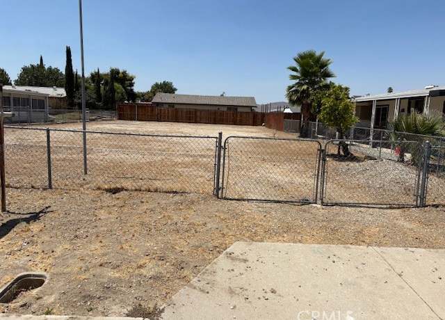 Property at 262 Lori Ann St, San Jacinto, CA 92582
