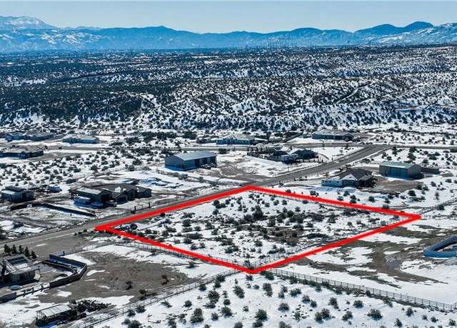 Property at 7922 Merrick St, Phelan, CA 92371
