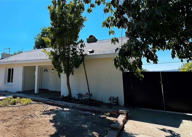 Property at 2877 STERLING Pl, Altadena, CA 91001, 4 beds, 2 baths
