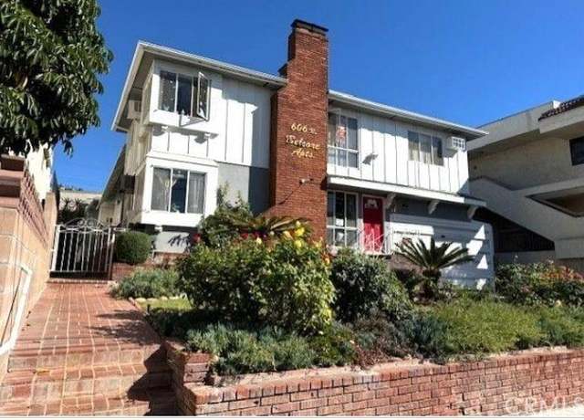 Property at 606 N 6th St, Burbank, CA 91501, 12 beds, 8 baths