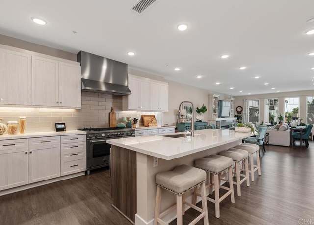 Property at 800 Grand Ave #105, Carlsbad, CA 92008, 2 beds, 2 baths