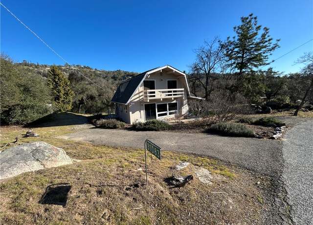 Property at 31083 Bear Paw Way, Coarsegold, CA 93614, 4 beds, 2 baths