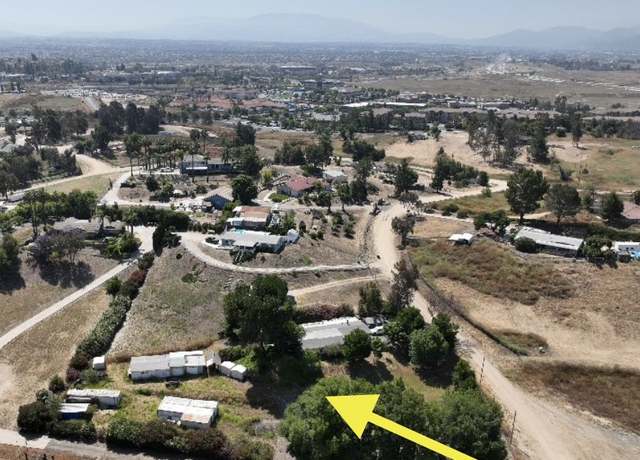 Property at 25180 Catalina St, Murrieta, CA 92562, 2 beds, 2 baths