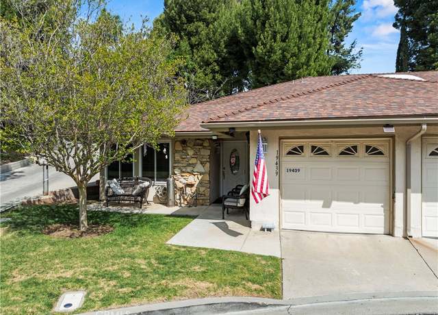 Property at 19439 Oak Crossing Rd, Newhall, CA 91321, 2 beds, 2 baths