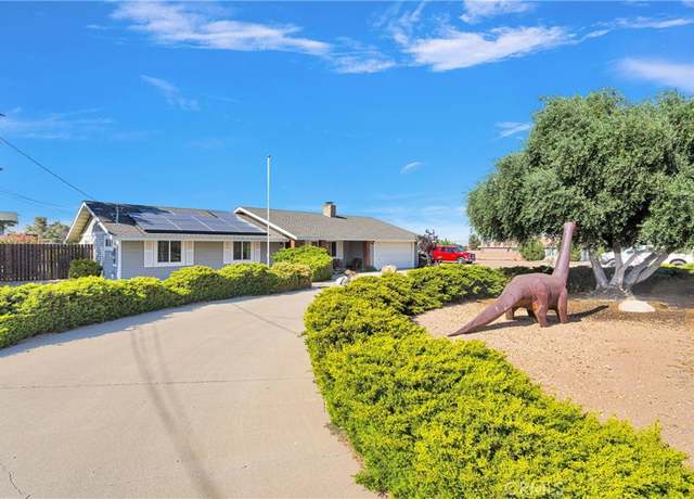 Property at 15680 Larch St, Hesperia, CA 92345, 3 beds, 2.5 baths
