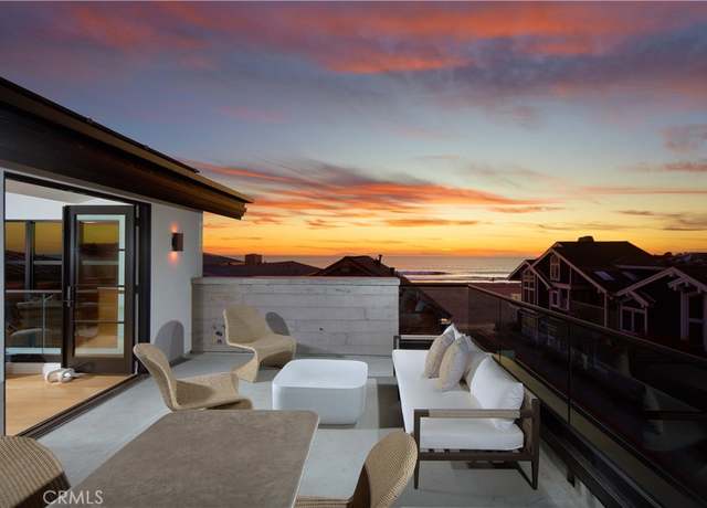 Property at 106 33rd St, Newport Beach, CA 92663, 3 beds, 3.5 baths