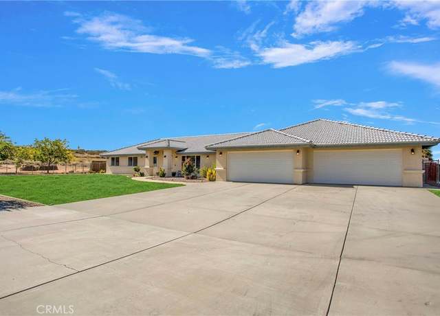 Property at 11020 Blue Jay Way, Oak Hills, CA 92344, 5 beds, 2 baths