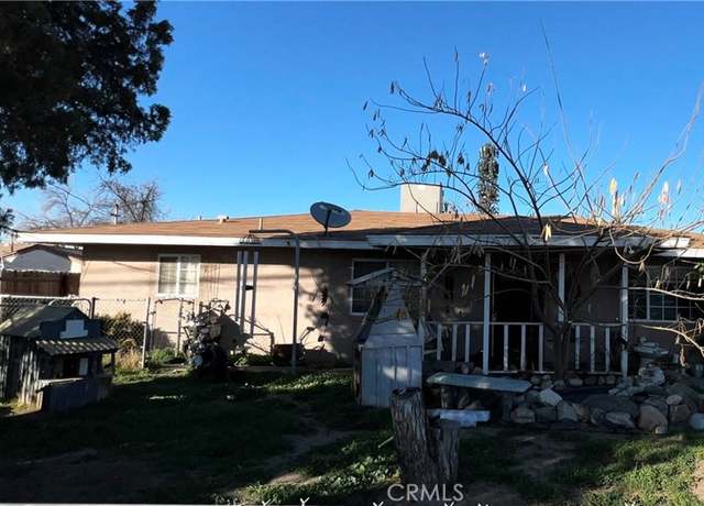 Property at 1410 Southgate Dr, Bakersfield, CA 93304, 4 beds, 2 baths