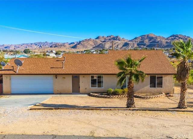 Property at 6155 E Parkway, Joshua Tree, CA 92252, 3 beds, 2 baths