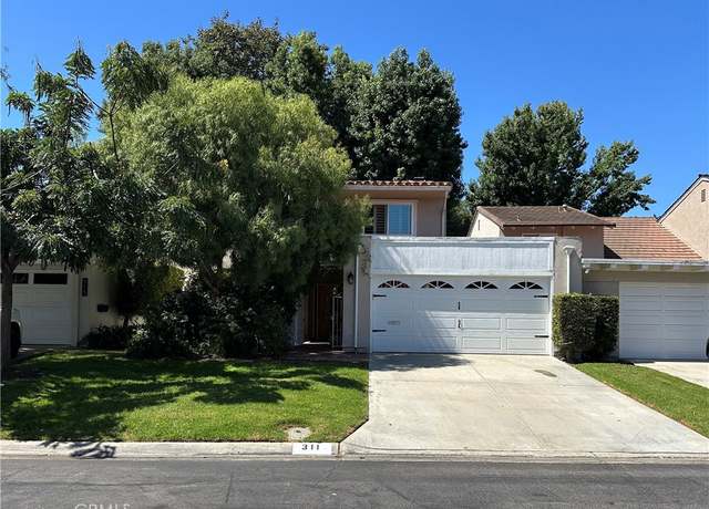 Property at 311 Vista Suerte, Newport Beach, CA 92660, 3 beds, 2.5 baths