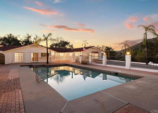 Property at 748 Old Oak Rdg, San Marcos, CA 92069, 6 beds, 6 baths